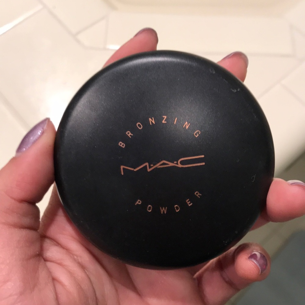 Mac Bronzing Powder